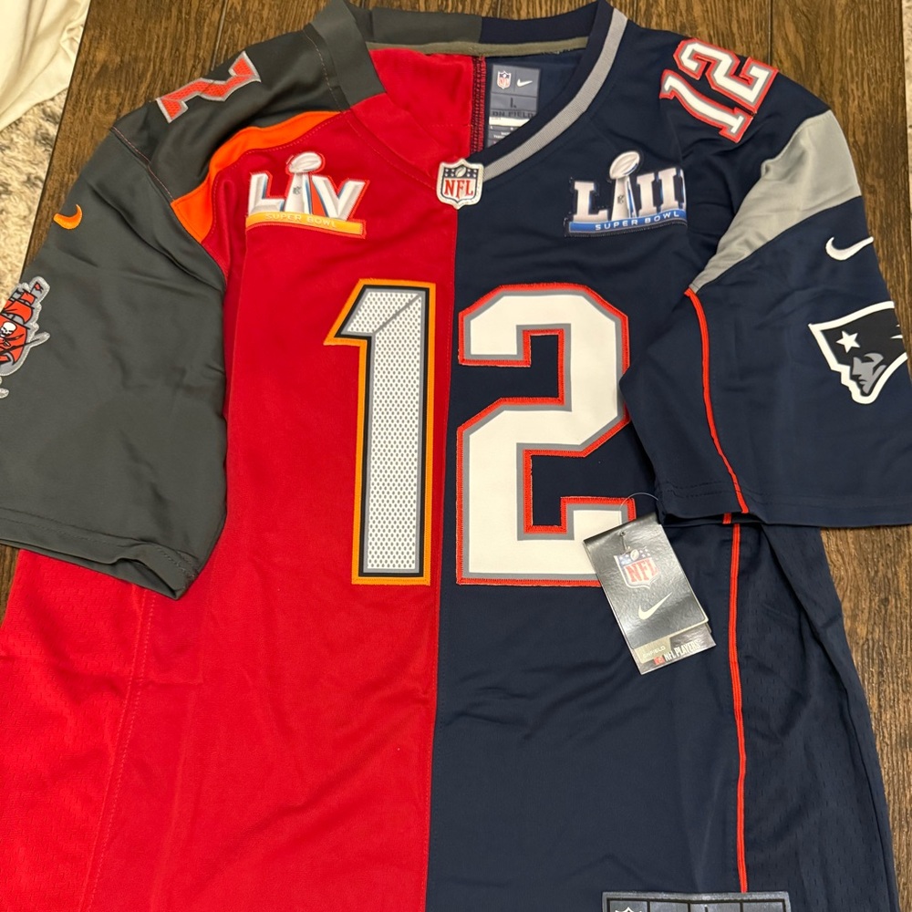 Brand New Tom Brady 12 Buccaneers and Patriots Red/Blue Split Jersey with tags L
